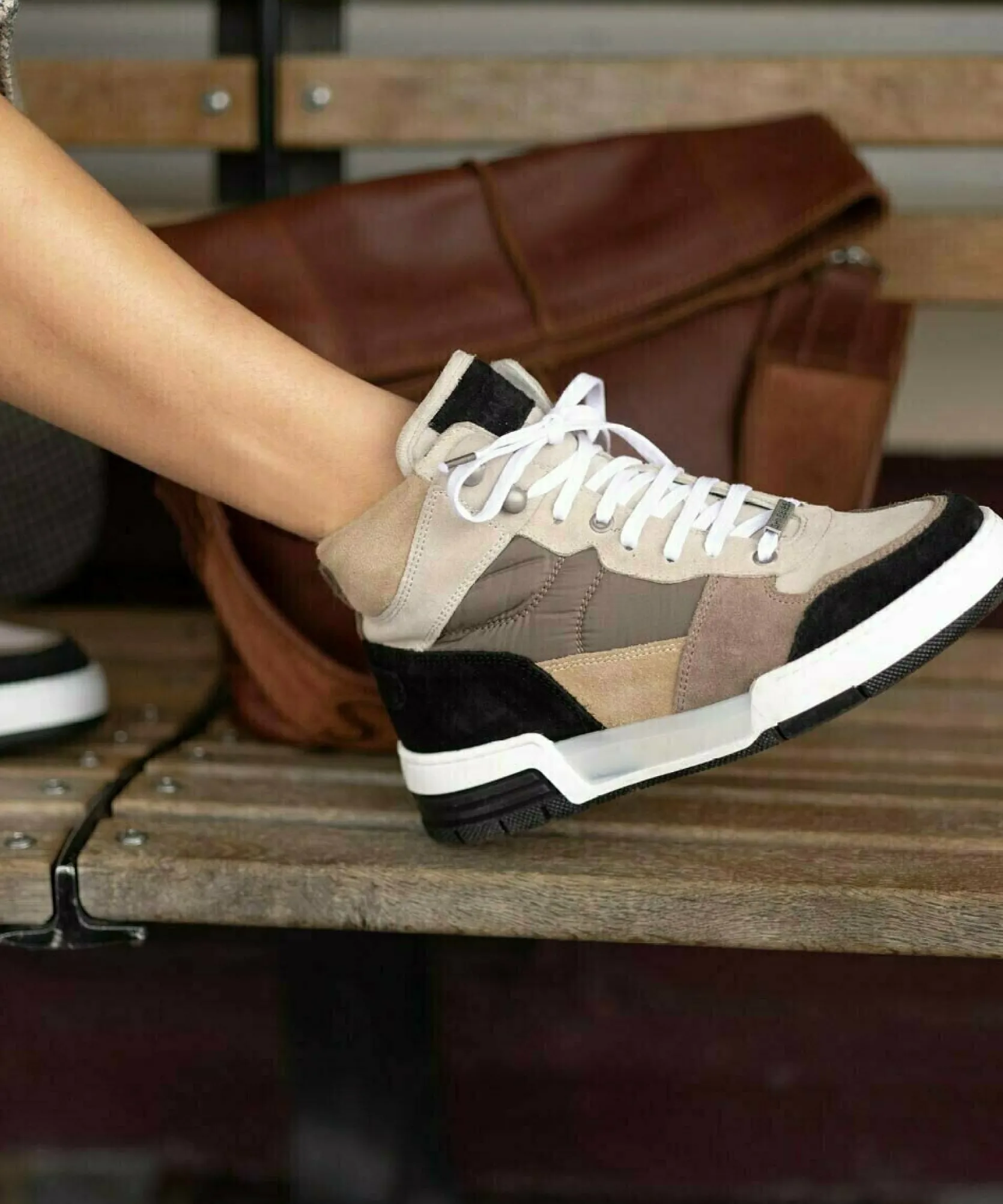 Hohe Sneaker Revin Taupe Fur Damen | Shabbies Amsterdam