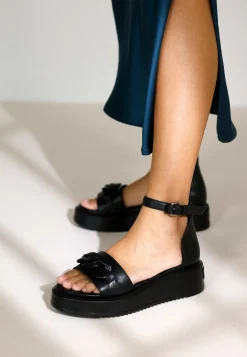 Sandal Nellie Black