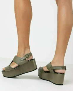 Sandale Plateau Vegetable Tanned Grun