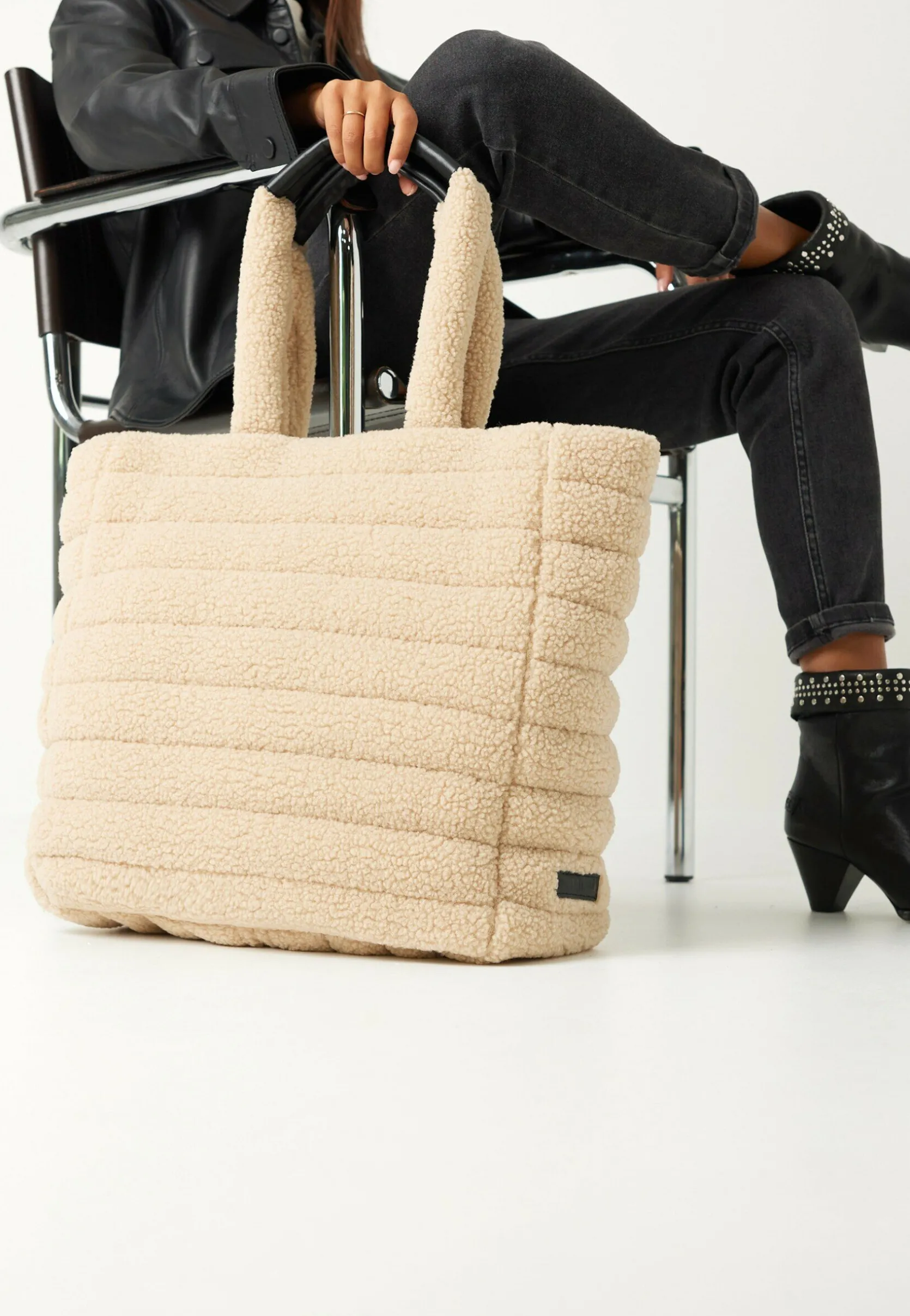 Shabbies By Wendy Umhangetasche Valentina Sand | Shabbies Amsterdam