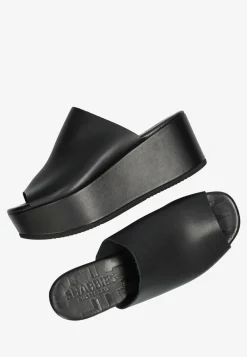 Slipper Isa Black